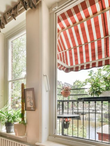 store pour aménager votre balcon