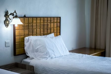 Tête de lit à faire soi-même pour personnaliser votre chambre