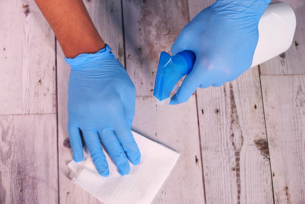 nettoyer un joint de carrelage noirci sans abîmer le carrelage